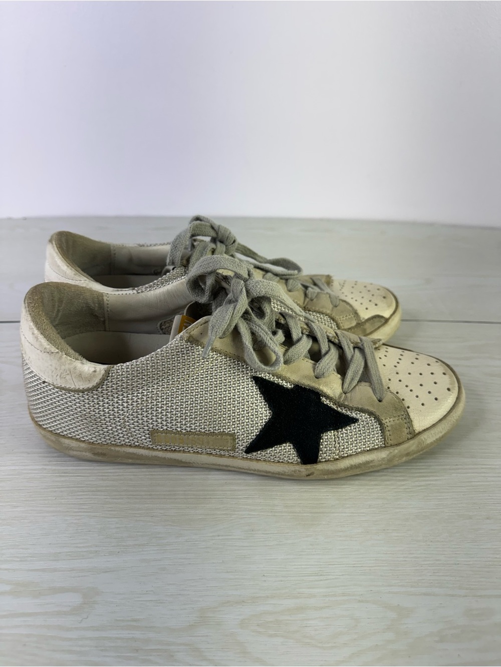 Golden Goose Super-Star Low Top Sneakers size 37 - Picture 1 of 12